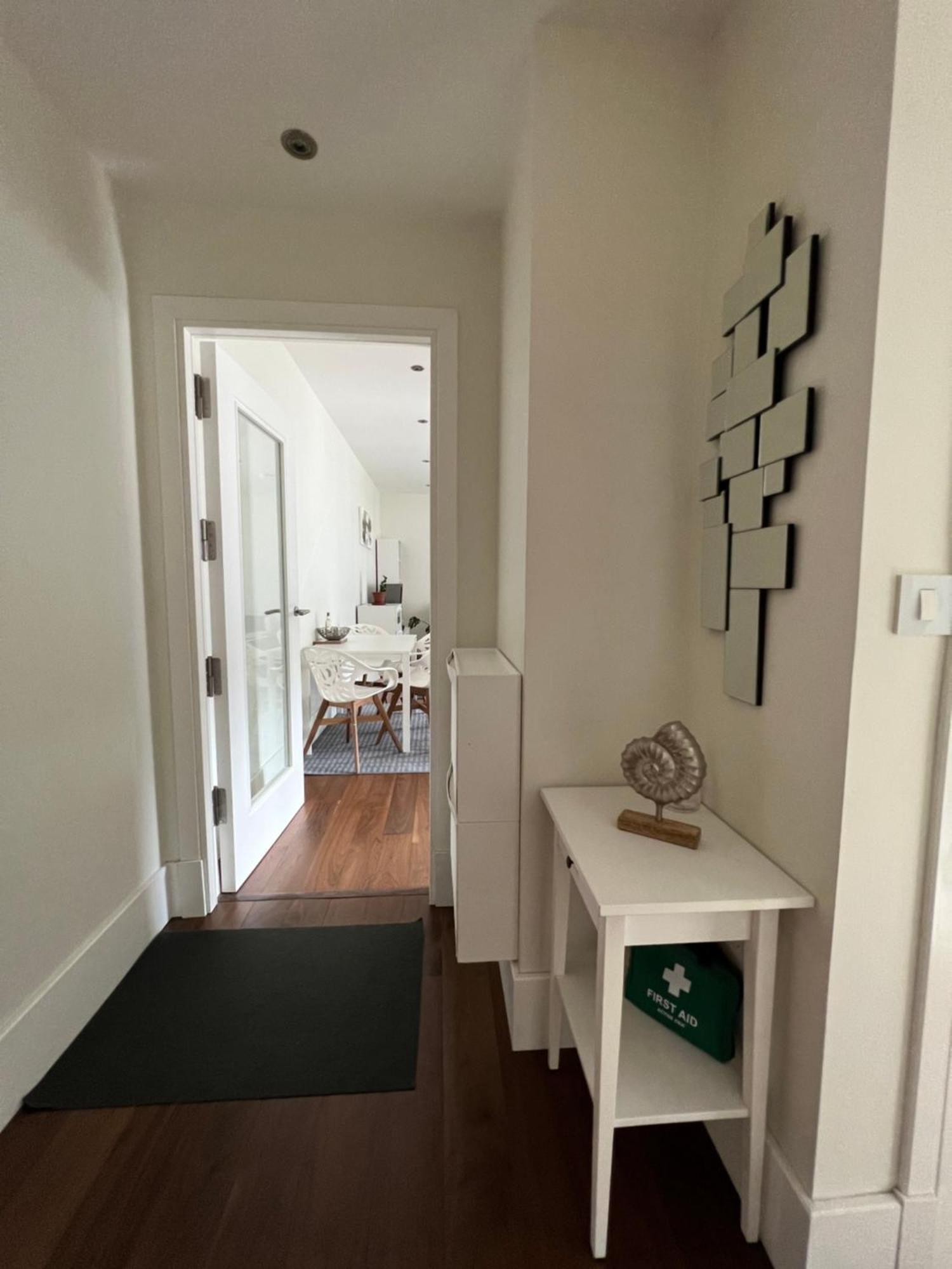 Deluxe 1-Bed Apartment In The City Centre Gibraltar Exterior photo